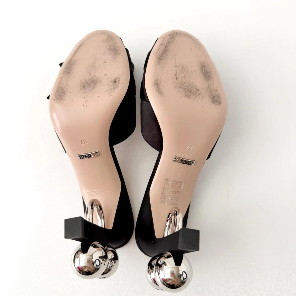 GUCCI | Black Satin Shawana Bow Flower Mule Heels with Silver GG Ball Heel EU 37 - Picture 13 of 14